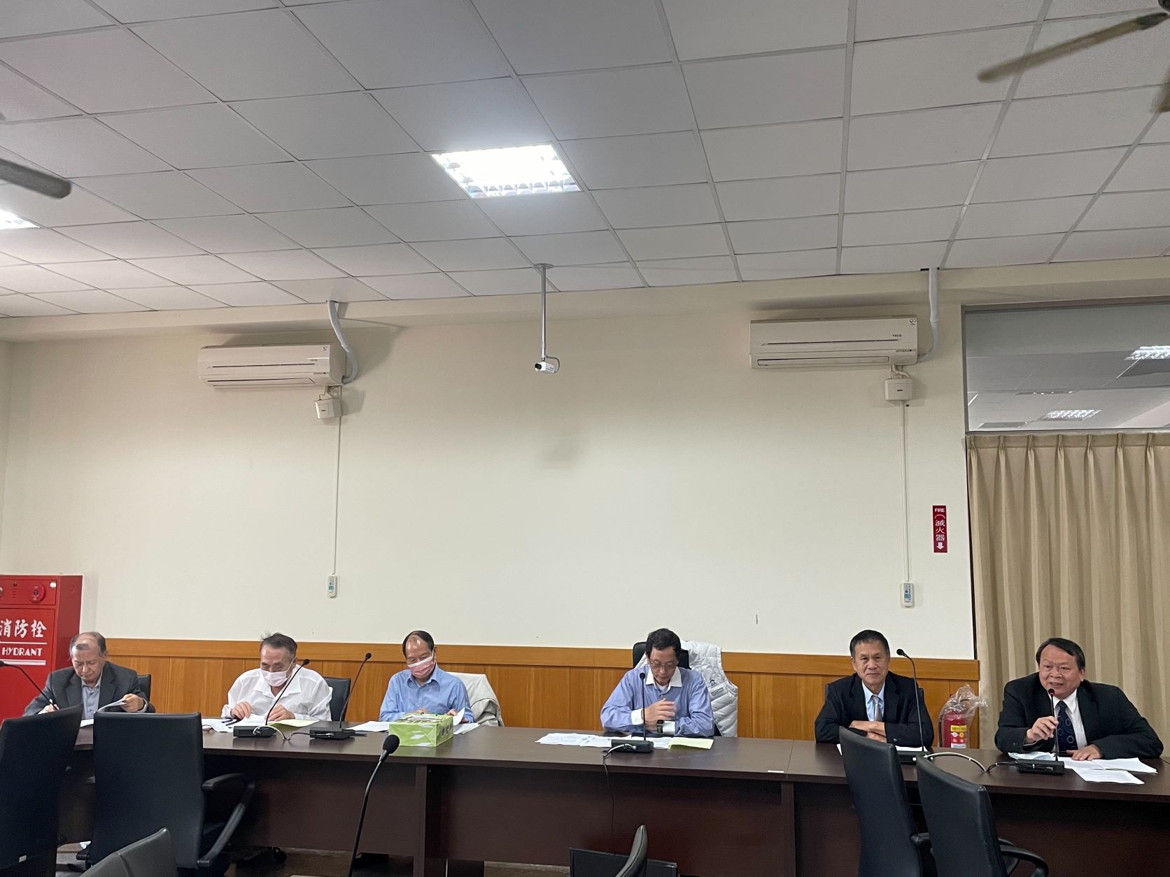 2023.01.08召開國立斗六高中文化教育基金會第十三屆第六次董事會